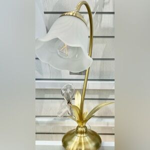 Rachel Ashwell Shabby Chic Designs Gold Floral Petal Metal Lamp New